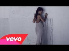 Rihanna - Now I Know video